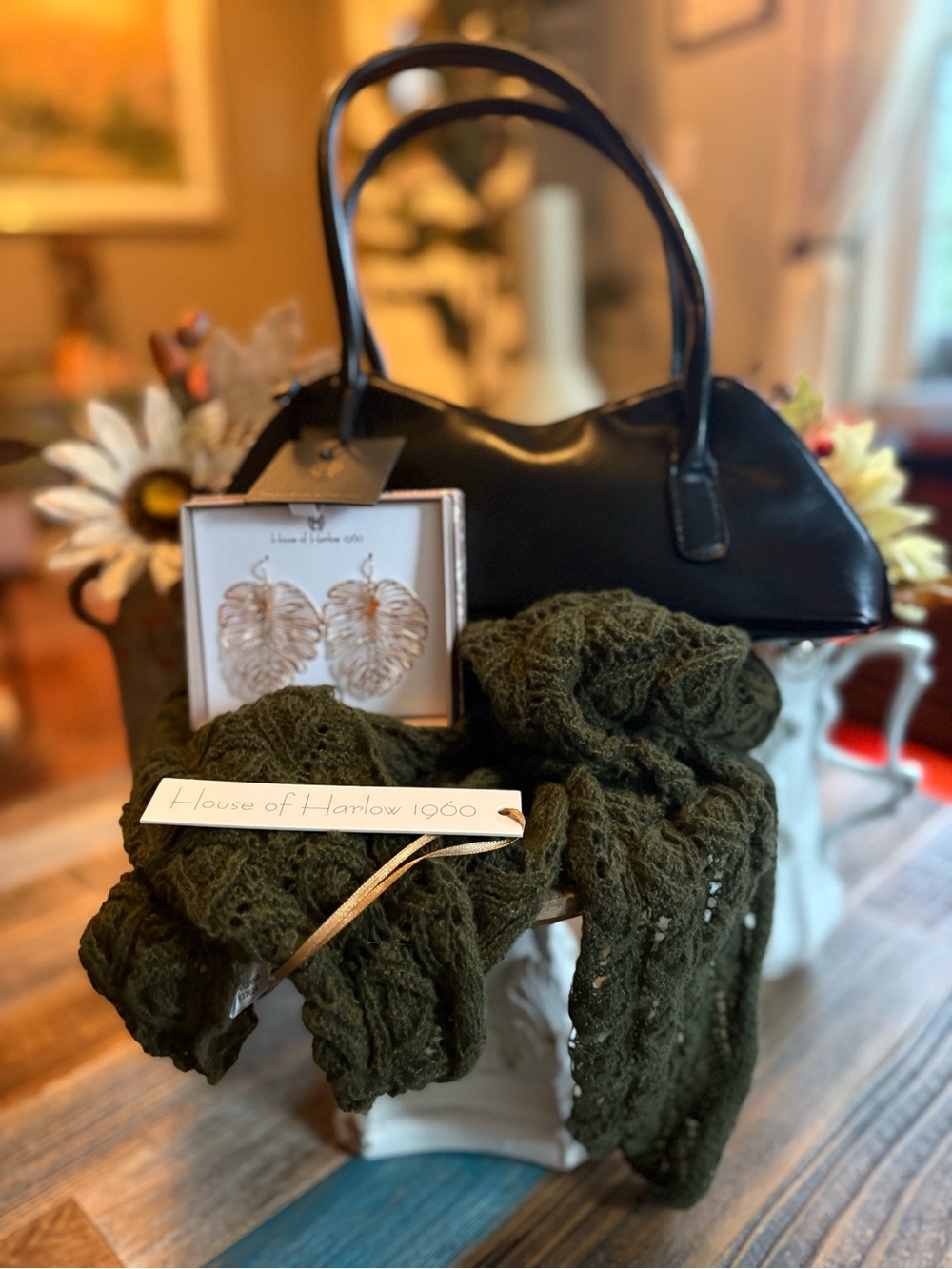 NWT House of Harlow 1960 3 Piece Bundle Handbag Scarf Brass Leaf Earrings